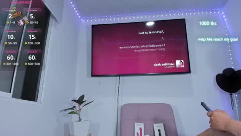 emily_palmeer online show from February 27, 11:16 pm