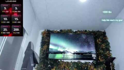 emily_palmeer online show from May 26, 9:27 am