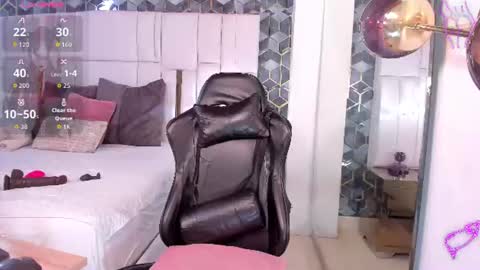 Emily online show from June 24, 7:46 pm