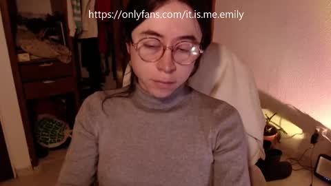 emily_pearl_ online show from September 28, 2:28 am