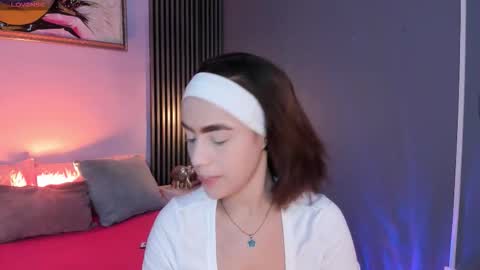 Emily  online show from December 23, 5:05 am