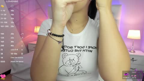 Snapshot of emily_roux chatting on January 12, 2:09 pm EMILY online show from January 12, 2:09 pm