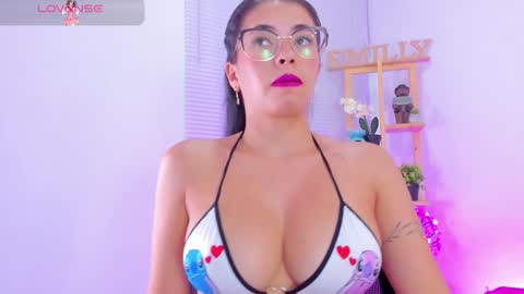 Emily online show from January 11, 8:54 pm