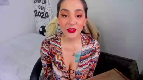 Snapshot of emily_sartre chatting on June 27, 2:55 pm Emilly online show from June 27, 2:55 pm
