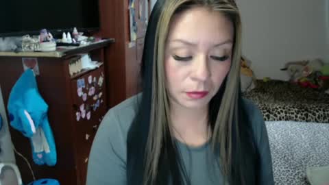 Snapshot of emily_sexy69 chatting on October 4, 2:09 am Emily online show from October 4, 2:09 am