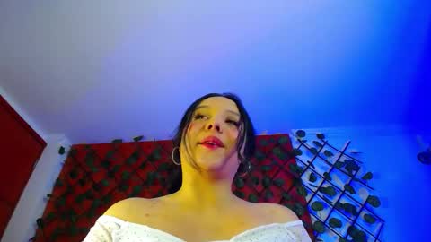 Snapshot of emily_trujillo chatting on November 20, 5:56 pm Emily Trujillo online show from November 20, 5:56 pm