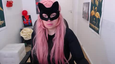 Emily online show from February 5, 10:08 am