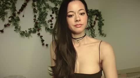 Snapshot of emilyalexa chatting on February 5, 9:14 am Emily Alexa online show from February 5, 9:14 am