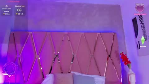 Snapshot of emilyblack_1 chatting on June 12, 2:32 am Emily online show from June 12, 2:32 am