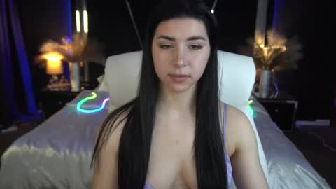 Emy online show from November 18, 6:07 am