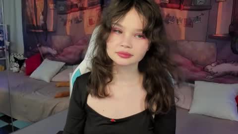 Snapshot of emilychaves chatting on November 13, 4:50 pm Emilyhaves online show from November 13, 4:50 pm