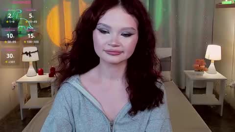 Emilyhaves online show from May 27, 11:29 am
