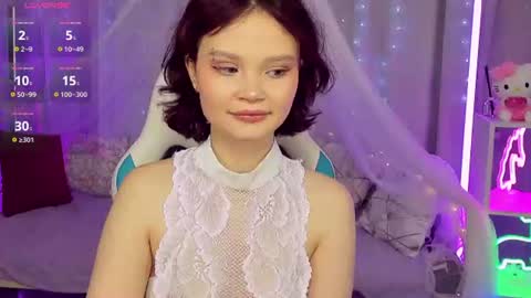 Emilyhaves online show from June 15, 9:33 am