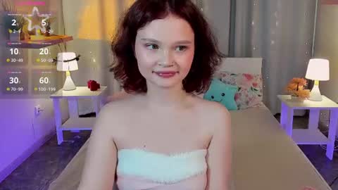 Emilyhaves online show from July 14, 10:43 am