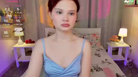Emilyhaves online show from July 30, 7:18 am