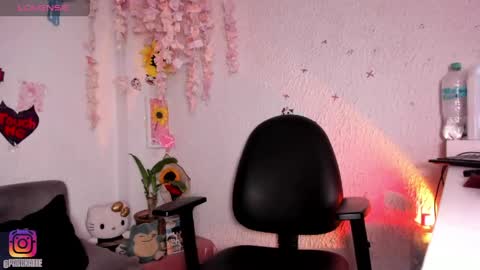Emily online show from April 28, 6:40 am