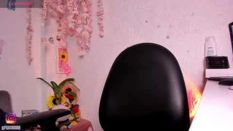 Emily online show from May 16, 4:20 am