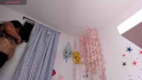 Emily online show from July 4, 4:18 am