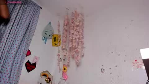 Emily online show from July 19, 6:39 am