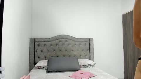 Camila online show from January 14, 6:13 pm