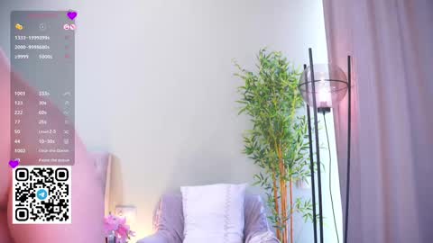 Snapshot of emilyfinne chatting on March 7, 8:56 am Emily Lovense is activeThere are legends that in this room all your wishes can come true Private is Open online show from March 7, 8:56 am