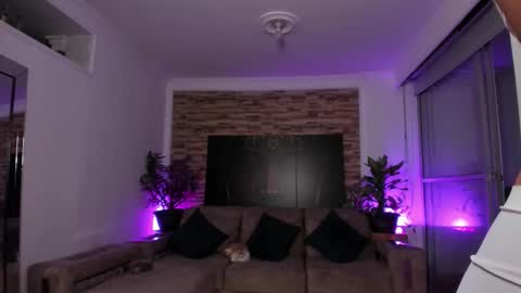 emily online show from October 31, 11:39 pm