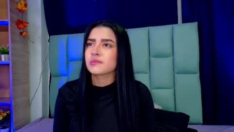 Emily online show from July 3, 2:51 am