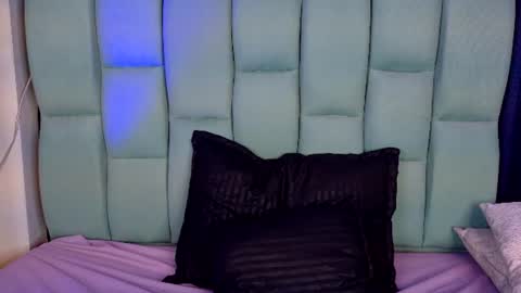 Emily online show from July 7, 6:47 am