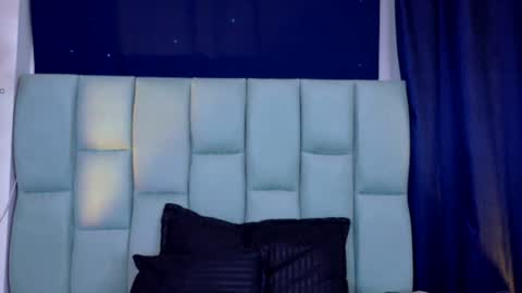Emily online show from July 12, 3:19 am