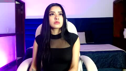 Emily online show from August 3, 1:04 am
