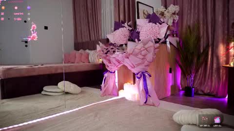 Emily  online show from February 14, 6:26 pm