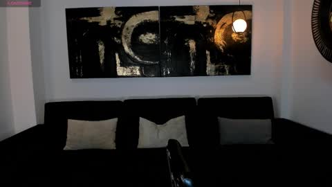 Snapshot of emilyjohnsonx chatting on December 16, 3:22 am Emily online show from December 16, 3:22 am