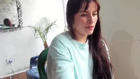 emilyjordan2026 online show from March 23, 9:19 pm