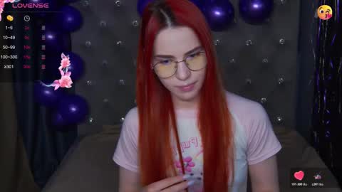 EmilyKents online show from November 13, 1:15 am