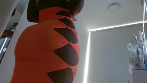 emily monrro online show from January 19, 6:10 pm