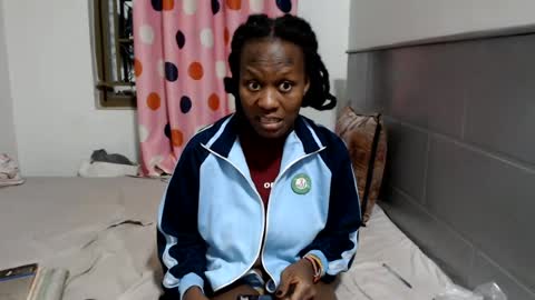 Snapshot of emilyposha chatting on August 1, 9:03 pm Emilly online show from August 1, 9:03 pm