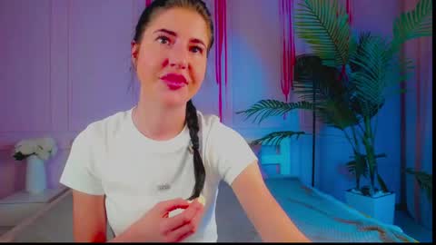 Snapshot of emilyramsey chatting on May 26, 8:05 pm Emily online show from May 26, 8:05 pm