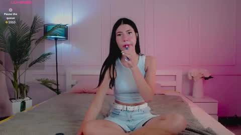 Emily online show from July 5, 1:29 pm