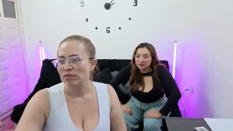 emily  friends online show from January 7, 3:20 am