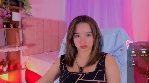 Snapshot of emilyrousex chatting on November 25, 5:35 pm emilyrousex online show from November 25, 5:35 pm