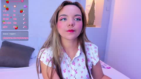 EMILY online show from January 15, 7:23 pm