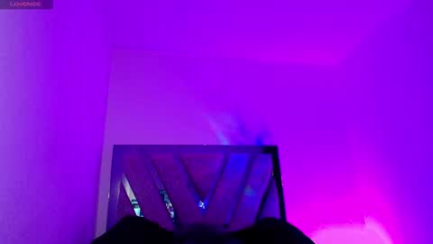 Snapshot of emilysavvato chatting on September 27, 10:48 pm Emily online show from September 27, 10:48 pm