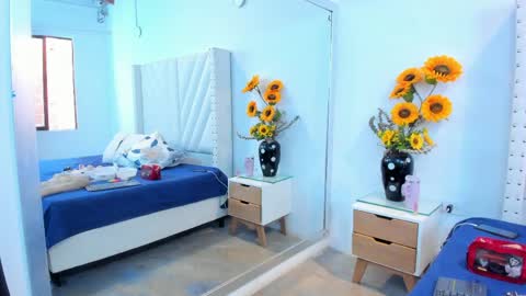 emilysweet online show from April 6, 7:04 pm