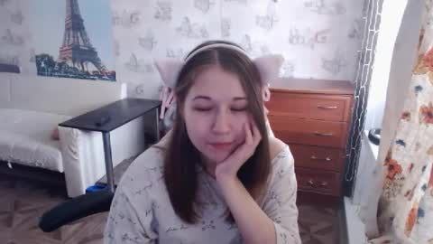 Snapshot of emilyway chatting on February 17, 9:03 am emilyway online show from February 17, 9:03 am