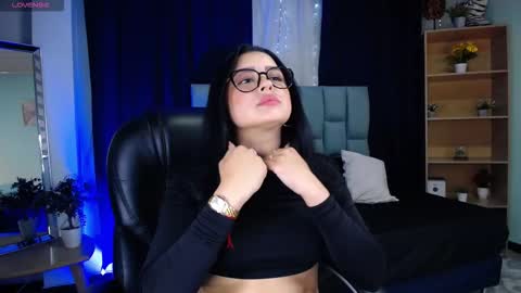 Emily  online show from November 13, 3:27 am