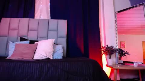 Emily  online show from February 7, 3:10 am