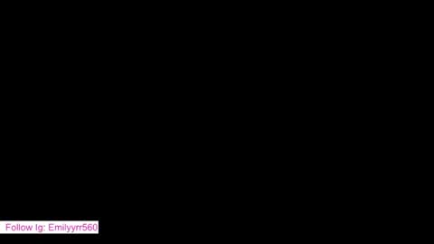 emilyy_r online show from April 1, 7:00 pm