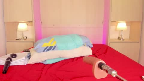 Emily online show from September 27, 5:34 am