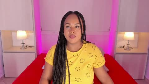 Snapshot of emilyystuart chatting on May 5, 3:36 am Emily online show from May 5, 3:36 am