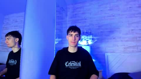 Snapshot of emir_ozan chatting on November 28, 11:24 am emir_ozan online show from November 28, 11:24 am